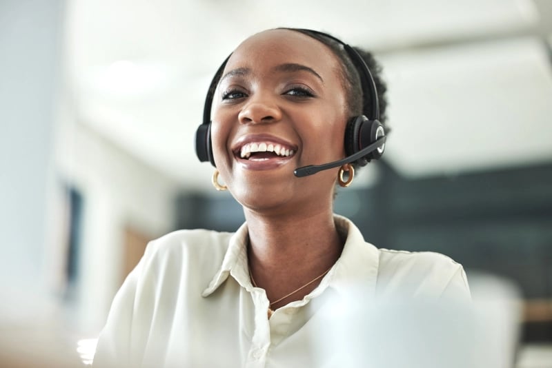 What Is Customer Rapport? 8 Tips on How to Build It