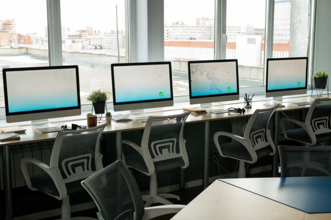 Call Center Outsourcing Costs and Benefits: Is It Worth It?